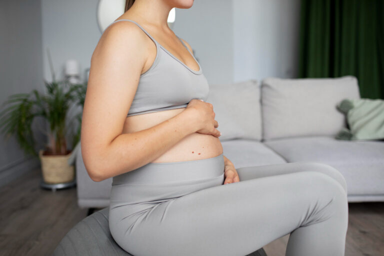 Ból żeber w ciąży – czy należy się niepokoić? Przyczyny i leczenie dolegliwości